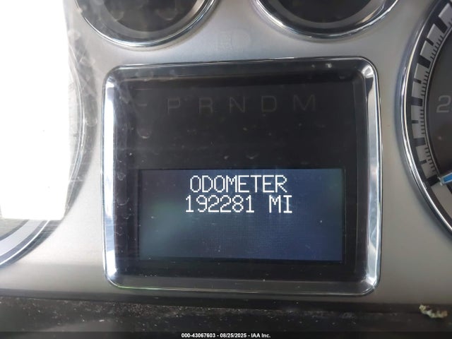 2010 CADILLAC ESCALADE 1GYUKBEF4AR215666 Photo 6