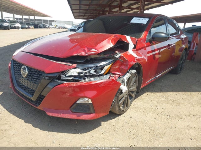 Nissan 2019 2019 1N4BL4CV3KC204202 Image 2