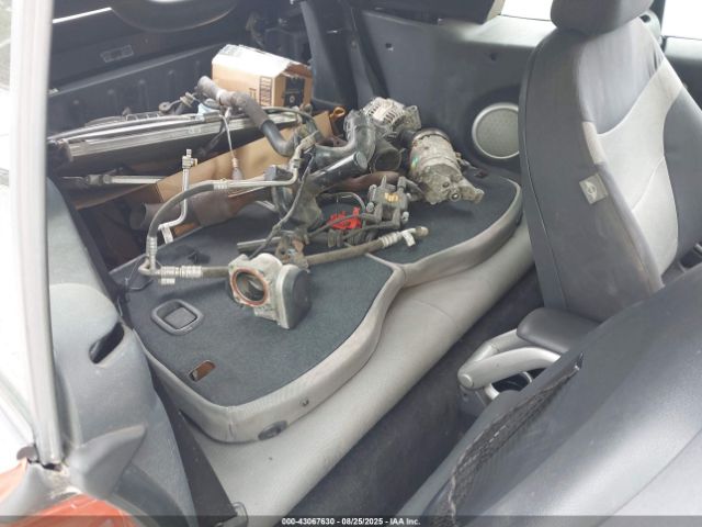 2006 MINI COOPER S WMWRH33516TF85980 Photo 7