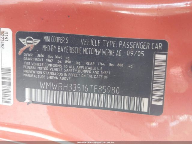 2006 MINI COOPER S WMWRH33516TF85980 Photo 8