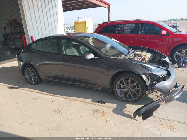 5YJ3E1EA9PF486163 Tesla MODEL 3
