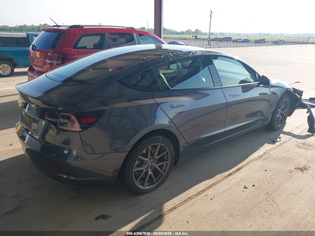 2023 TESLA MODEL 3 5YJ3E1EA9PF486163 Photo 3