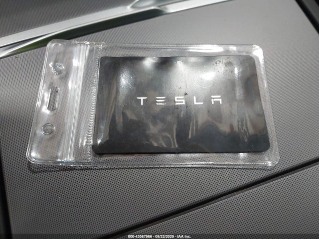 2026 TESLA MODEL Y 7SAYGDEE7TF387729 Photo 10