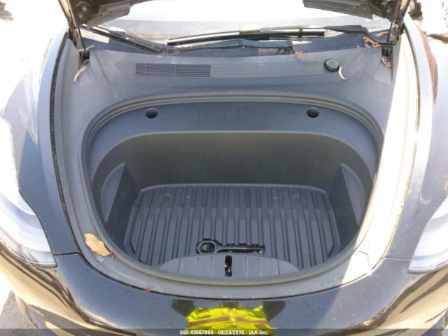 2023 TESLA MODEL 3 5YJ3E1EB3PF415758 Photo 9