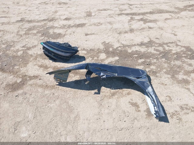 Tesla Model Y Rwd 2026 7SAYGDED9TF404831 Image 12