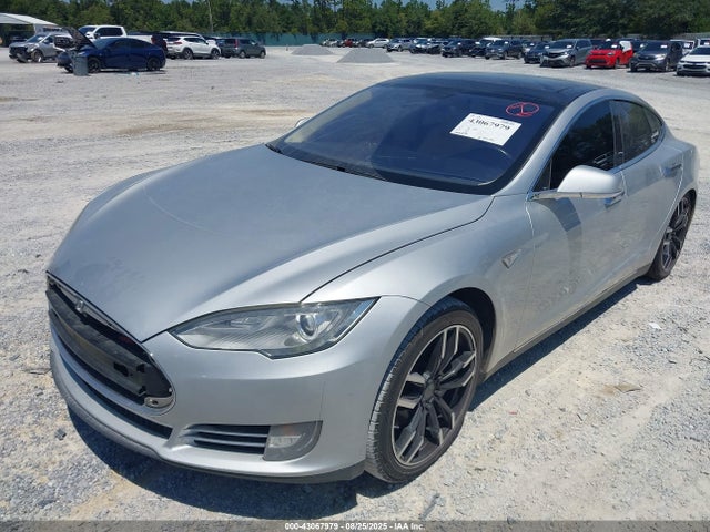 2013 TESLA MODEL S 5YJSA1DP8DFP06434 Photo 1