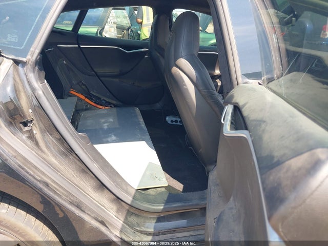 Tesla MODEL S 2014 5YJSA1H26EFP63831 Image 8