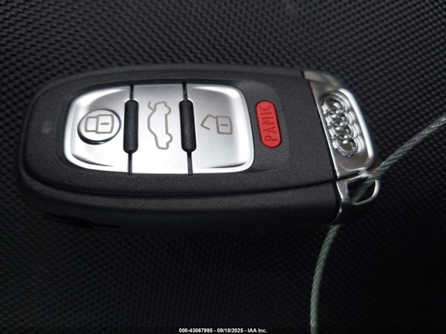 2010 AUDI A4 WAUAFAFL9AN007721 Photo 10