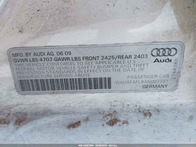 2010 AUDI A4 WAUAFAFL9AN007721 Photo 8