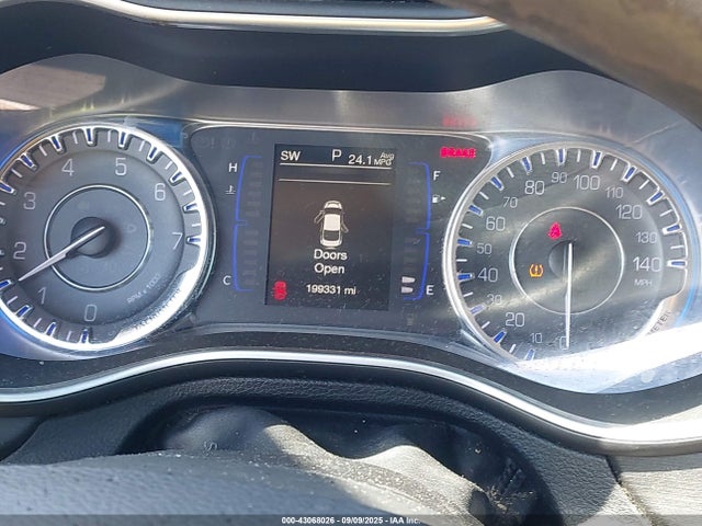 1C3CCCAB6GN139184 Chrysler 200