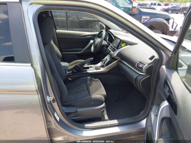 2019 MITSUBISHI ECLIPSE CROSS JA4AT3AAXKZ032547 Photo 4