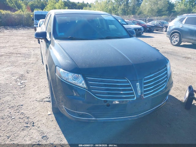 2LMHJ5AT6KBL00147 Lincoln Mkt Reserve