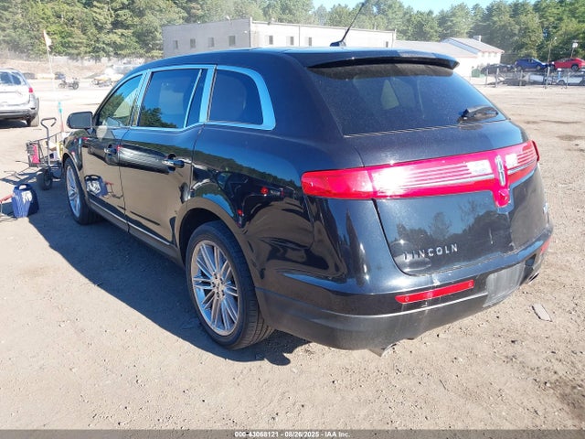 2LMHJ5AT6KBL00147 Lincoln Mkt Reserve