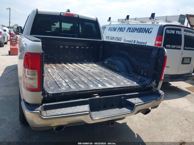 RAM 1500 2019 1C6SRFFT8KN764713 Image 16
