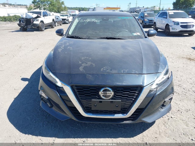 1N4BL4DW1KN300681 Nissan Altima