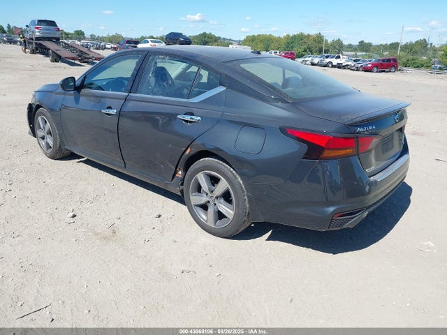 1N4BL4DW1KN300681 Nissan Altima