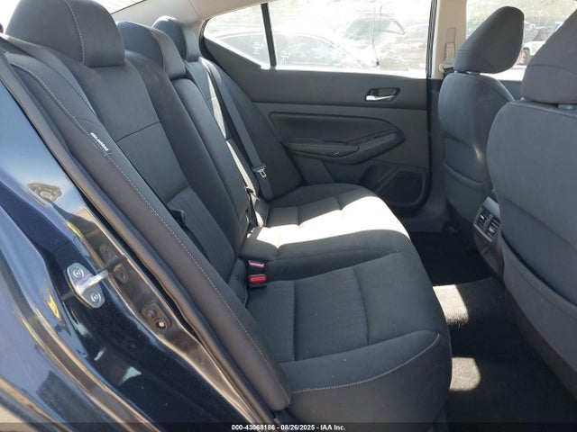 1N4BL4DW1KN300681 Nissan Altima