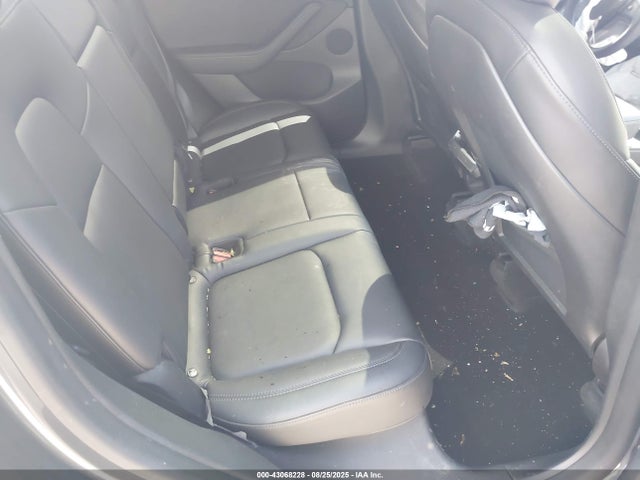 2022 TESLA MODEL Y 7SAYGDEEXNF401447 Photo 7