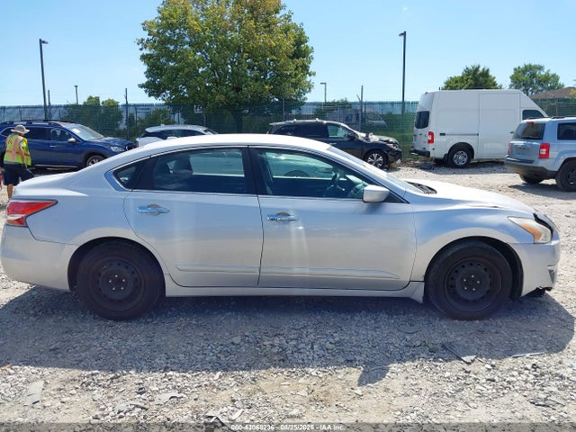 Nissan Altima 2015 1N4AL3AP4FN356137 Image 13