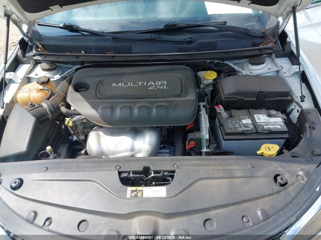 Chrysler 2017 2017 1C3CCCAB4HN510375 Image 10