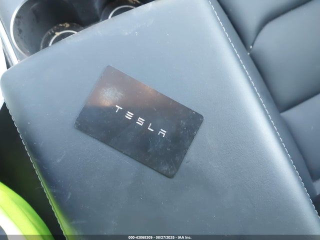 2024 TESLA MODEL Y 7SAYGDEE5RA272374 Photo 10