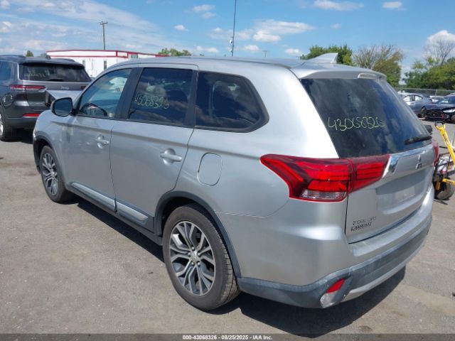 2018 MITSUBISHI OUTLANDER JA4AD3A36JJ001808 Photo 2