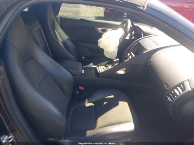 2016 JAGUAR F-TYPE SAJWJ6FV6G8K35187 Photo 4