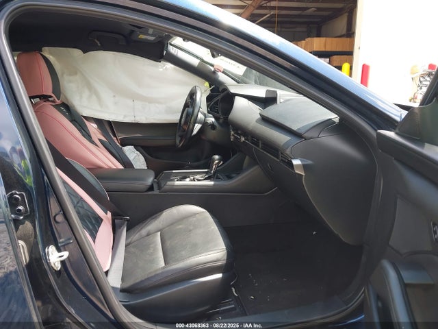 JM1BPAKL7M1336990 Mazda py