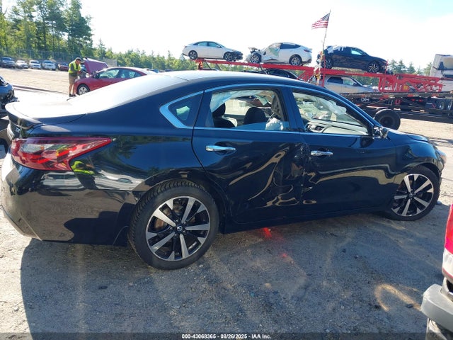 Nissan 2018 2018 1N4AL3AP1JC107430 Image 14