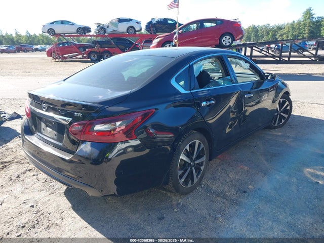Nissan 2018 2018 1N4AL3AP1JC107430 Image 4