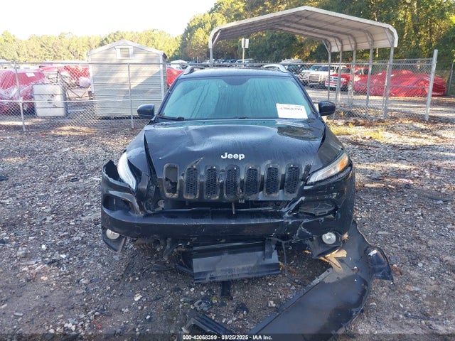 1C4PJLCB6FW631285 Jeep Cherokee