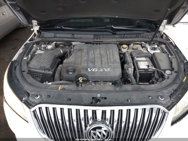 2015 Buick Lacrosse Premium Ii მანქანა იყიდება აუქციონზე, vin: 1G4GF5G37FF172845, აუქციონის ნომერი: 43068535