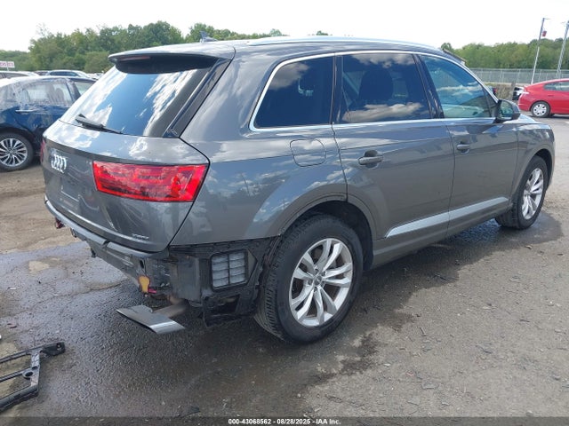2019 AUDI Q7 WA1AAAF7XKD028339 Photo 3