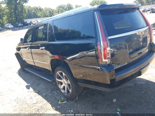 2016 CADILLAC ESCALADE ESV 1GYS3JKJ7GR420608 Photo 2