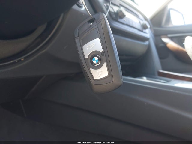 WBA3A5G5XFNP35084 BMW 328I