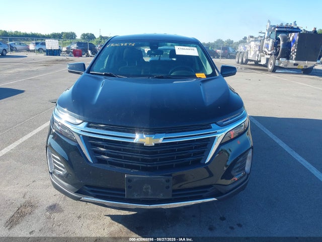3GNAXUEV6NL242000 Chevrolet Equinox Awd Lt