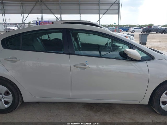 KIA dohc mpi nu 2015 KNAFK4A69F5380270 Image 13