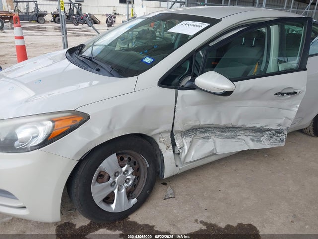 KIA dohc mpi nu 2015 KNAFK4A69F5380270 Image 6