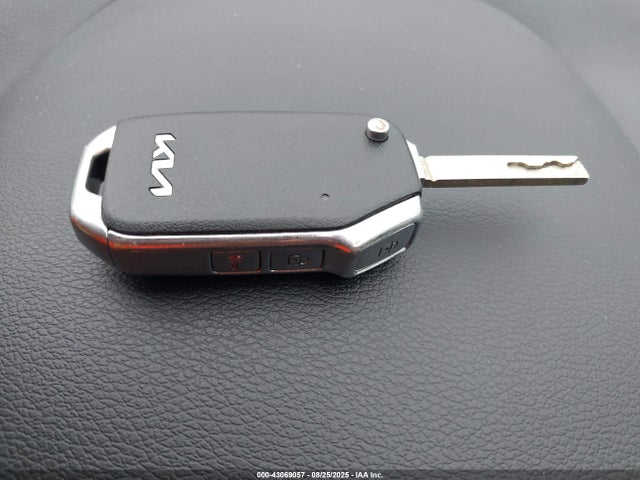 KNDJ23AU9P7858148 KIA mpi nu