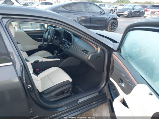 2025 LEXUS ES 350 58ADZ1B12SU192508 Photo 4