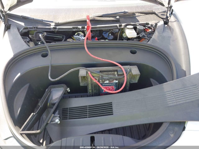 2023 TESLA MODEL 3 5YJ3E1EA8PF607247 Photo 9