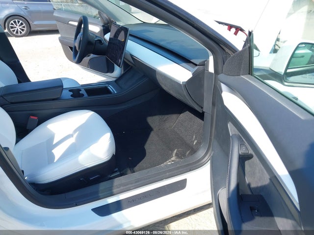 2023 TESLA MODEL 3 5YJ3E1EA8PF607247 Photo 4