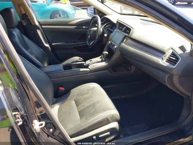 Honda Civic 2016 19XFC1F91GE219032 Image 17