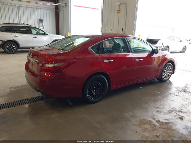 1N4AL3APXJC267239 Nissan 2018