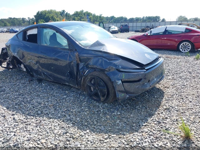 2026 TESLA MODEL Y 7SAYGDEDXTA419576 Photo 0