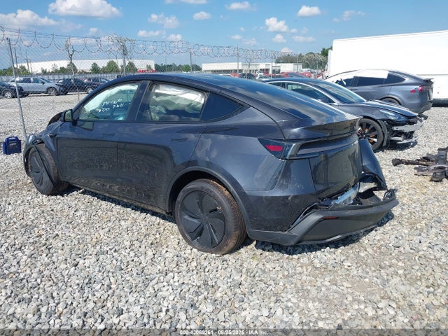 2026 TESLA MODEL Y 7SAYGDEDXTA419576 Photo 2