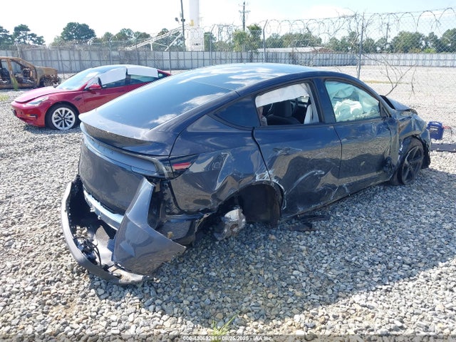 2026 TESLA MODEL Y 7SAYGDEDXTA419576 Photo 3