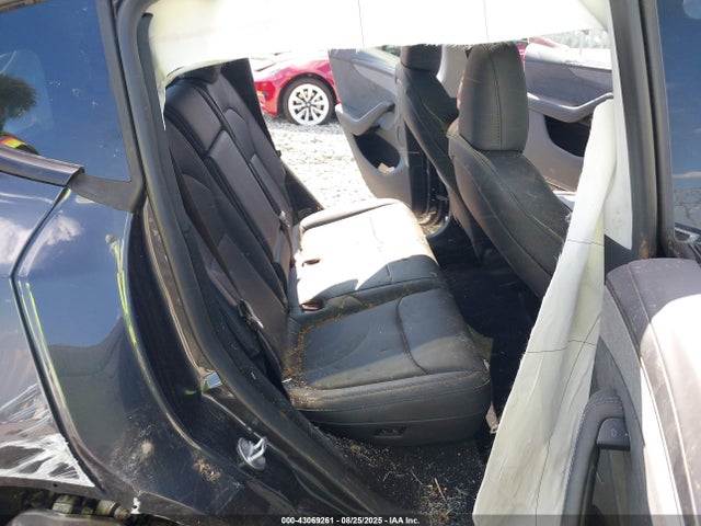 2026 TESLA MODEL Y 7SAYGDEDXTA419576 Photo 7
