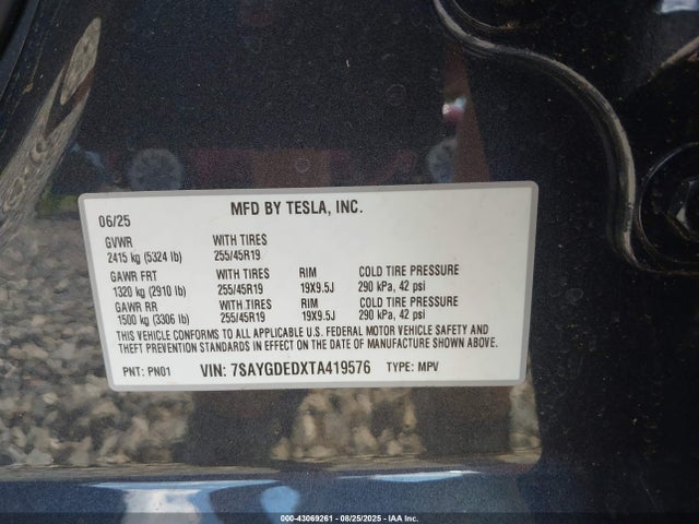 2026 TESLA MODEL Y 7SAYGDEDXTA419576 Photo 8