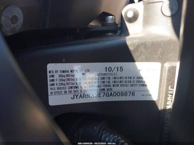 Yamaha FZ09 2016 JYARN33E7GA009876 Image 10